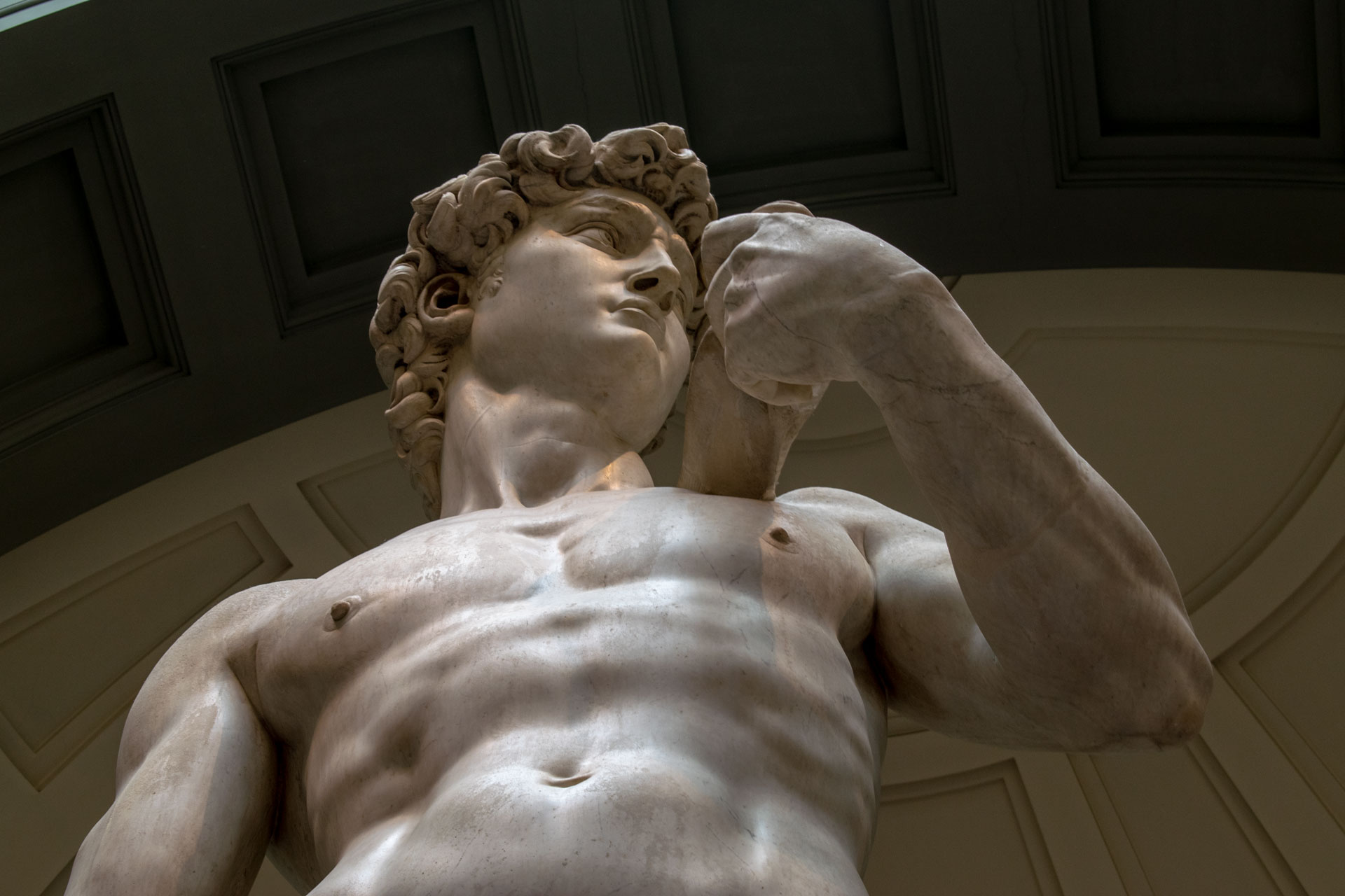 Аполлон фото статуи микеланджело